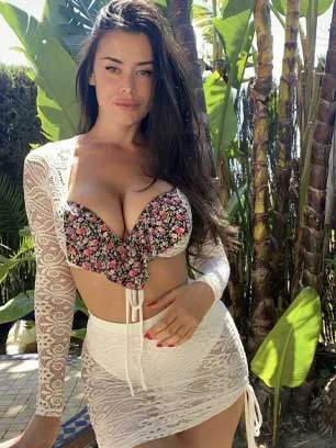 Female Escorts in Vishal  Hotel Hotel